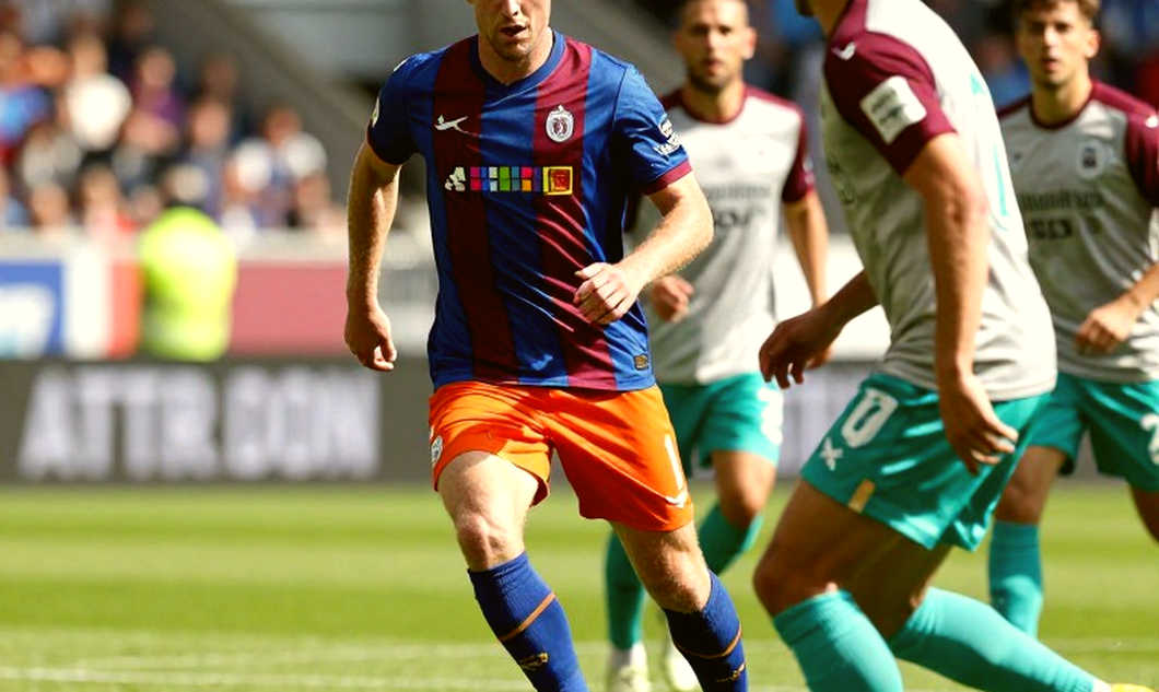 Lille thua Galatasaray 2-4: Verdonk bị chấm 4/10, nhưng lỗi nằm ở cấu trúc phòng ngự