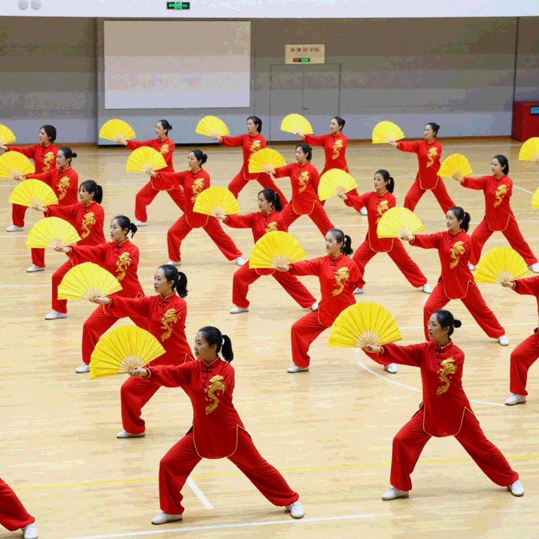 Bảy ngày ở SEC: Khi giải bơi đại học học cách tách hai làn hơi thở