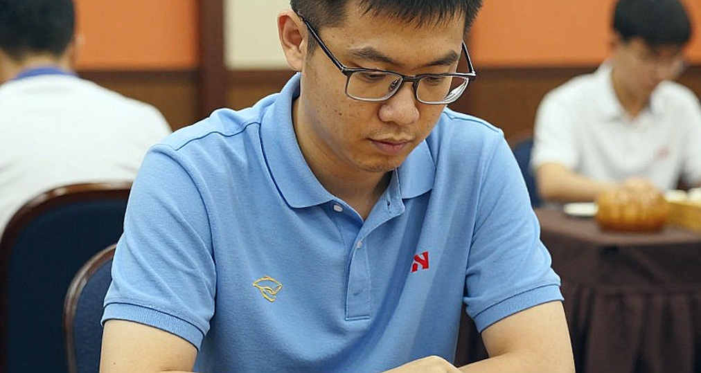 Kavutskiy gia nhập FritzTrainer: khi ChessBase mua sự chú ý thay vì mua nước cờ